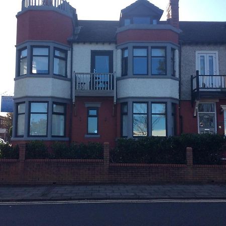 Dunsandles Guesthouse Wallasey Esterno foto