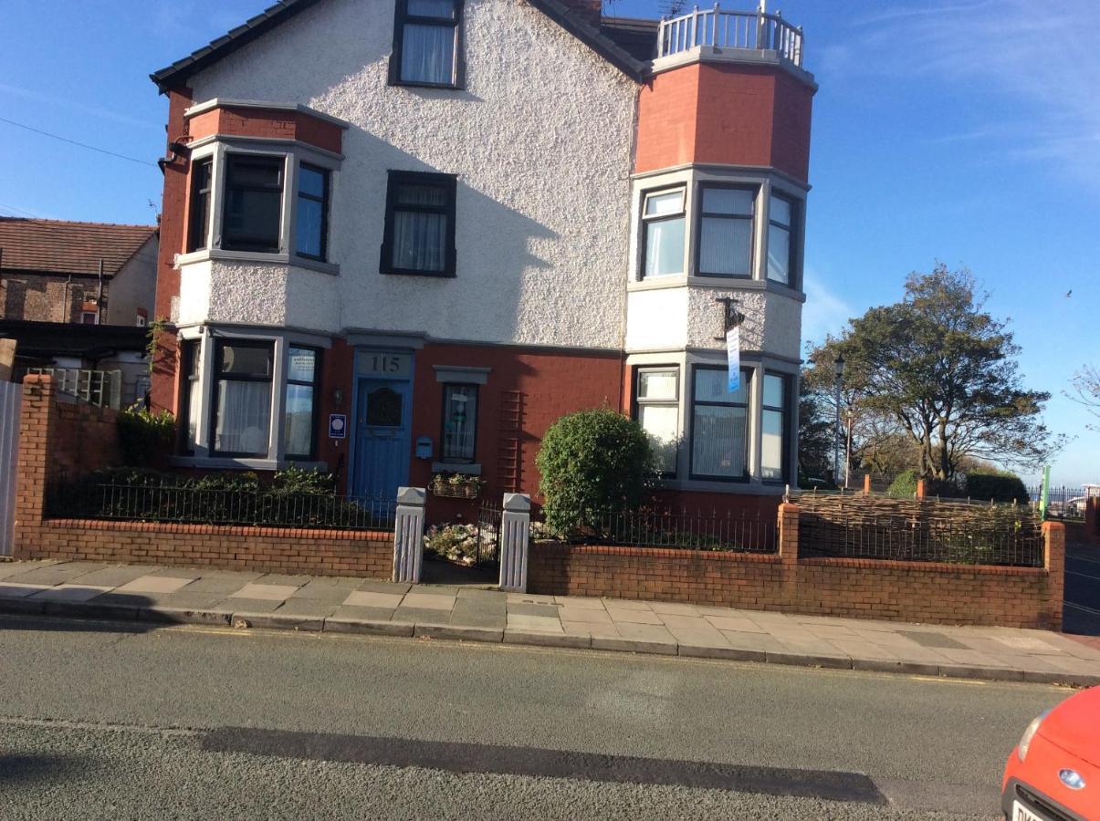 Dunsandles Guesthouse Wallasey Esterno foto