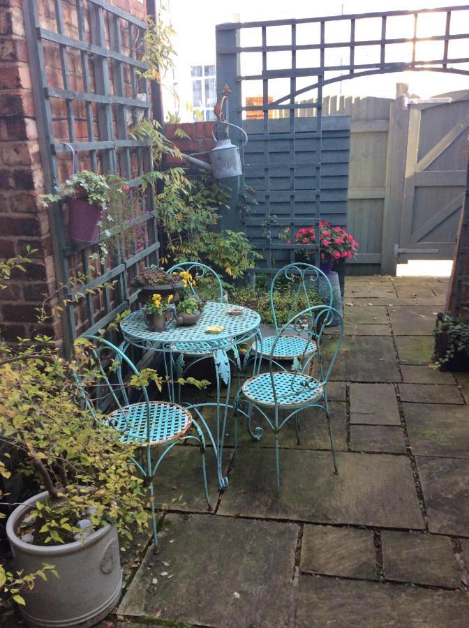 Dunsandles Guesthouse Wallasey Esterno foto